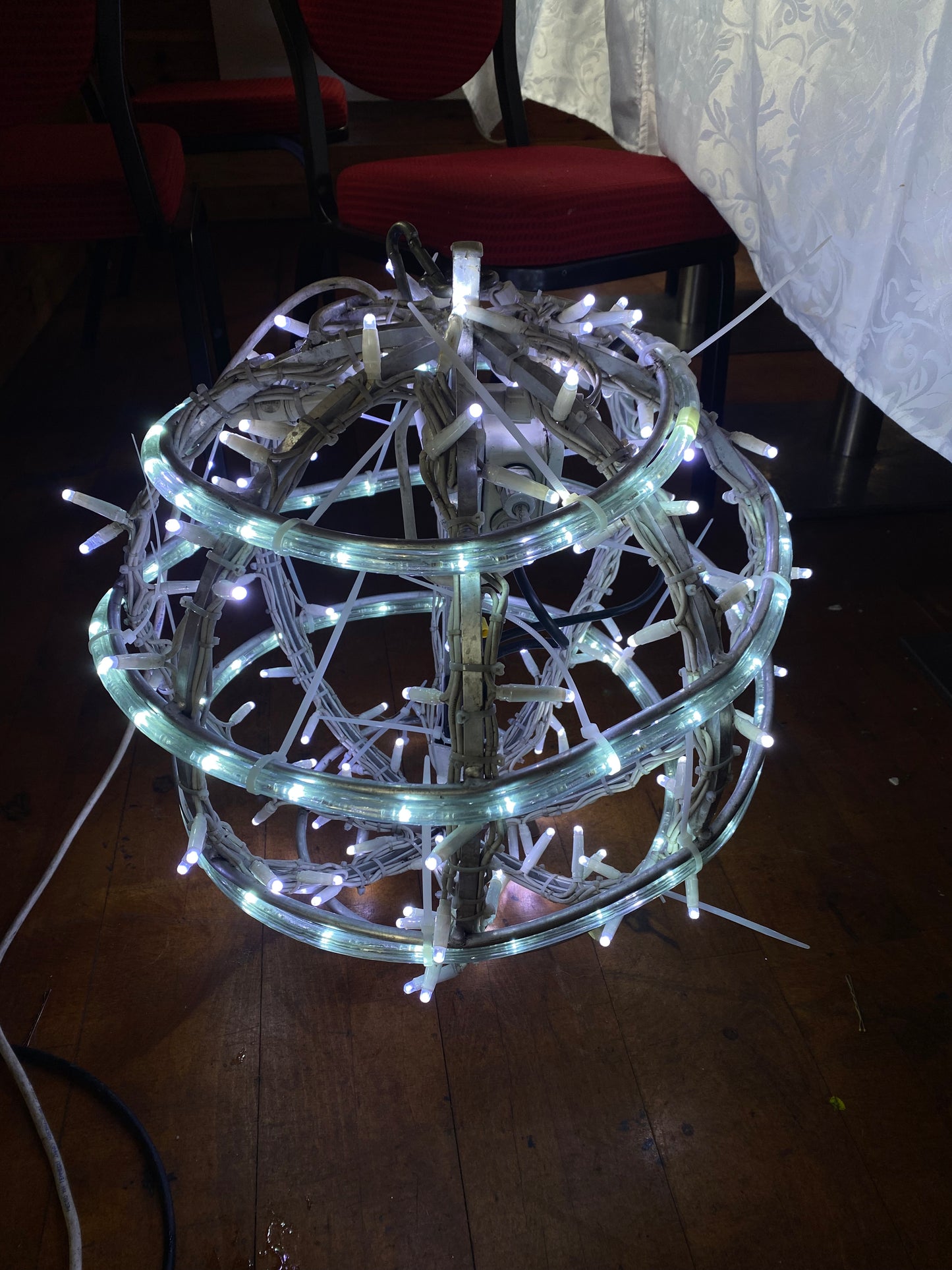 Small LED baubles