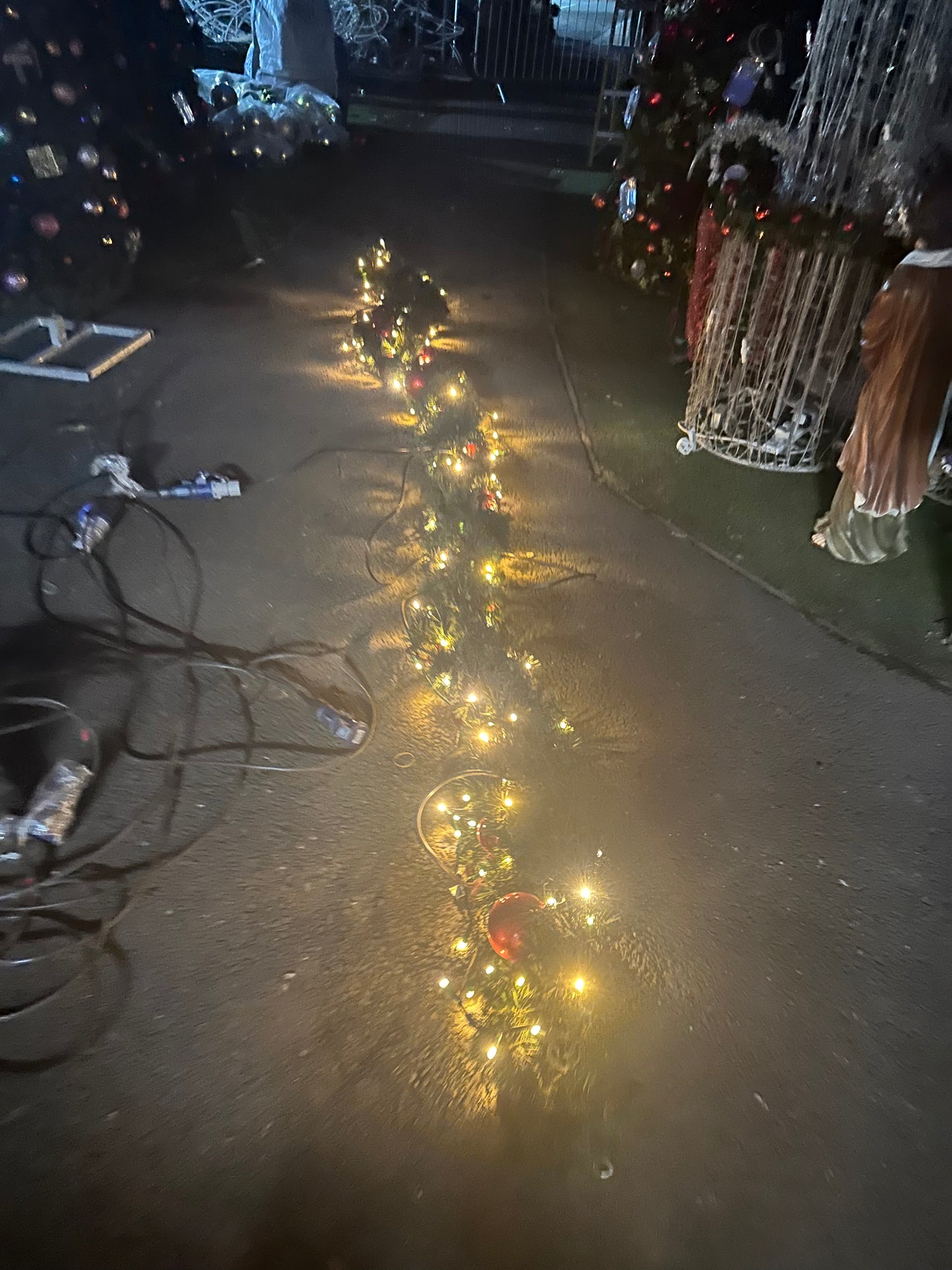 Christmas Garland 4 Meter Sections - Garland with Lights