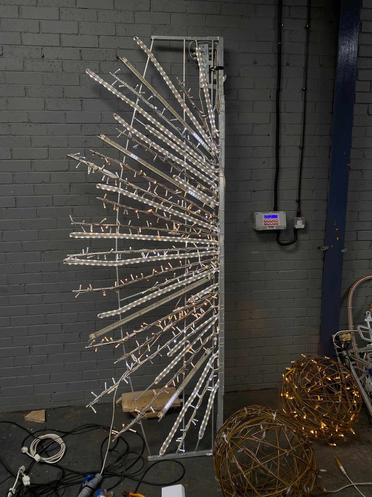 Xmas tree light sale