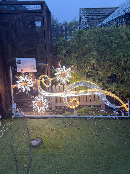 White & Gold banner light with moving swirl