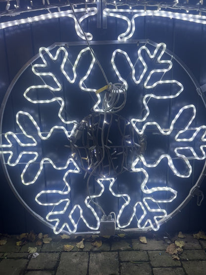 LED Snowflake Banner Light - Twinkly Lights