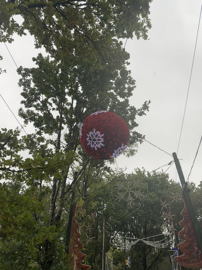 Red Tinsel and White Snowflake LED Bauble